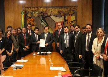 Licenciamento ambiental pode ser pautado em março, afirma presidente da Câmara