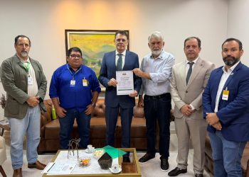A APROSOJA-RO, juntamente à APRON e ao CREA-RO, realizou uma visita institucional ao Tribunal de Justiça de Rondônia (TJRO), direcionada ao Desembargador Alexandre Miguel.